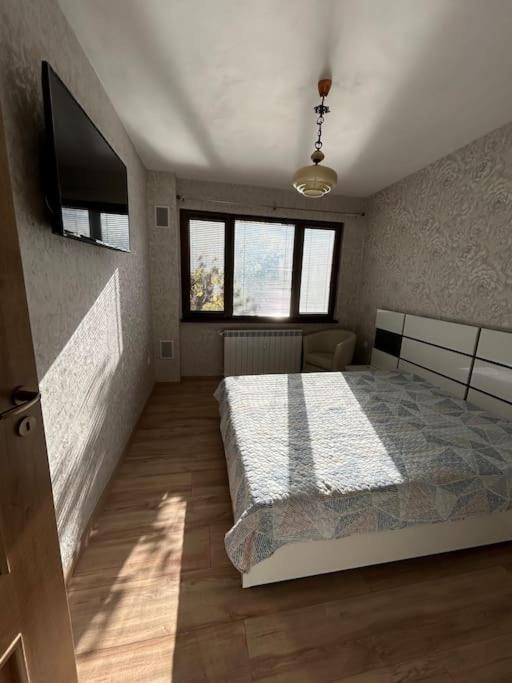 Luxurious Flat Pleven Centerアパートメント エクステリア 写真